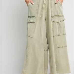 Faded Olive Easel “Feeling Good” cargo pants